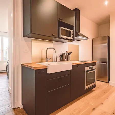 Apartment Charme De L'ancien Pour Cet Entierement Renove Dans L'hypercentre De