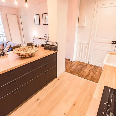 Apartment Charme De L'ancien Pour Cet Entierement Renove Dans L'hypercentre De